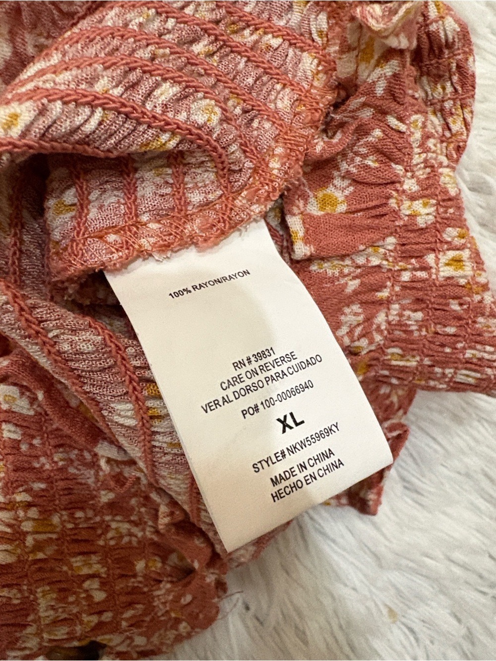Rewind Smocked Floral Button Front Top – XL – NWT cropped length - Picture 7 of 16